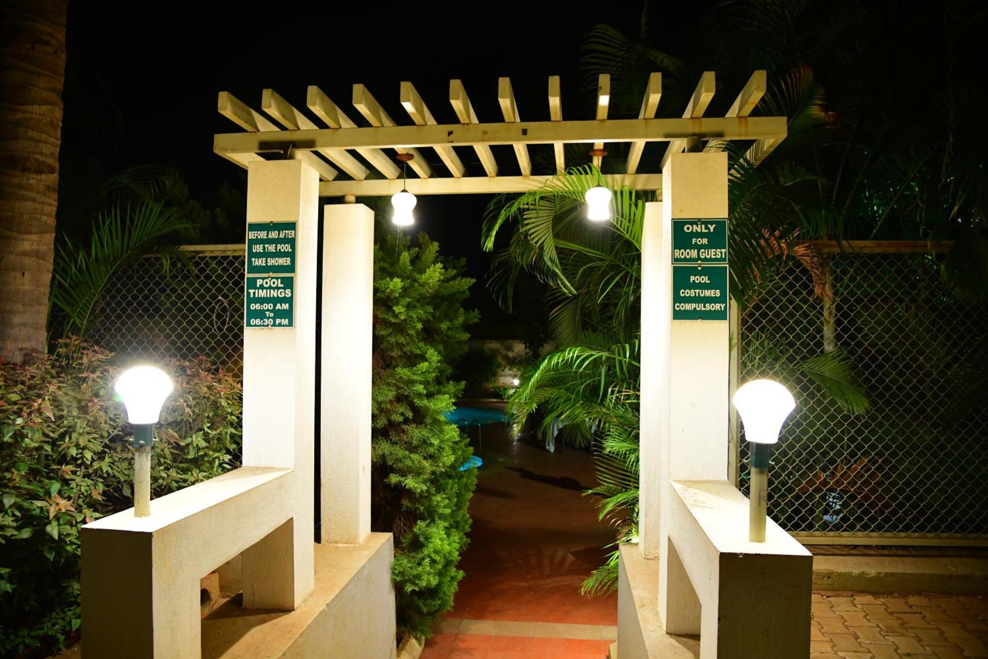 Nijaguna Resorts Chāmrājnagar Εξωτερικό φωτογραφία